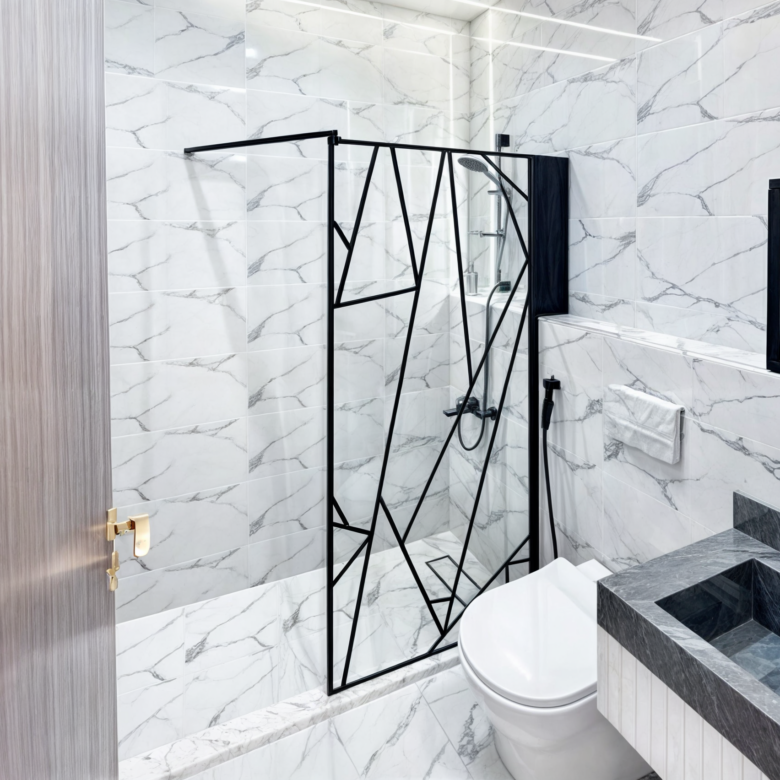 شقق 6 غرف - روفات 5 غرف فاخره للتمليك