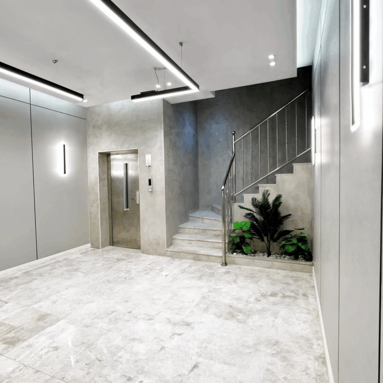 شقق و روفات للتمليك حي الفيصلية