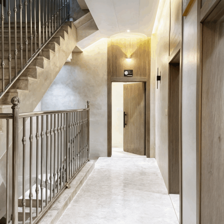 شقق و روفات للتمليك حي الفيصلية