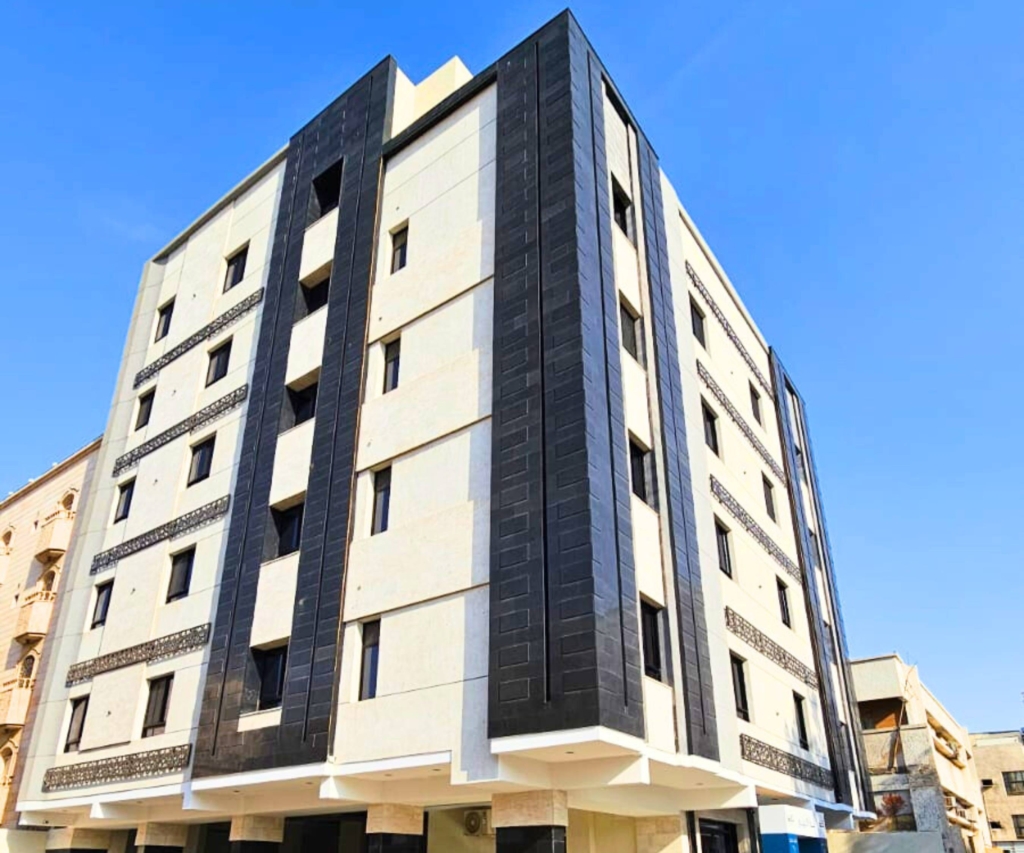 شقق و روفات فاخره للتمليك حي مشرفة