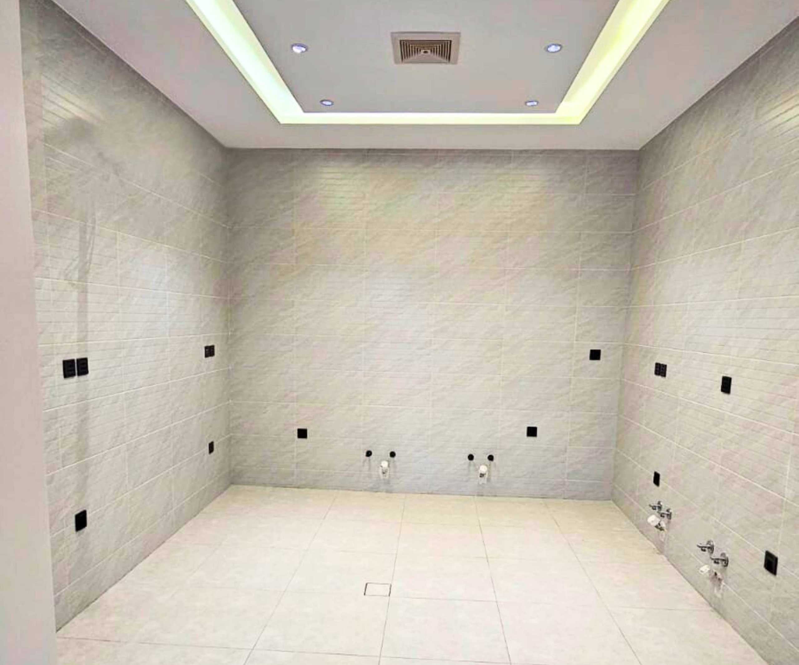 4 شقق و روفات فاخره للتمليك حي مشرفة