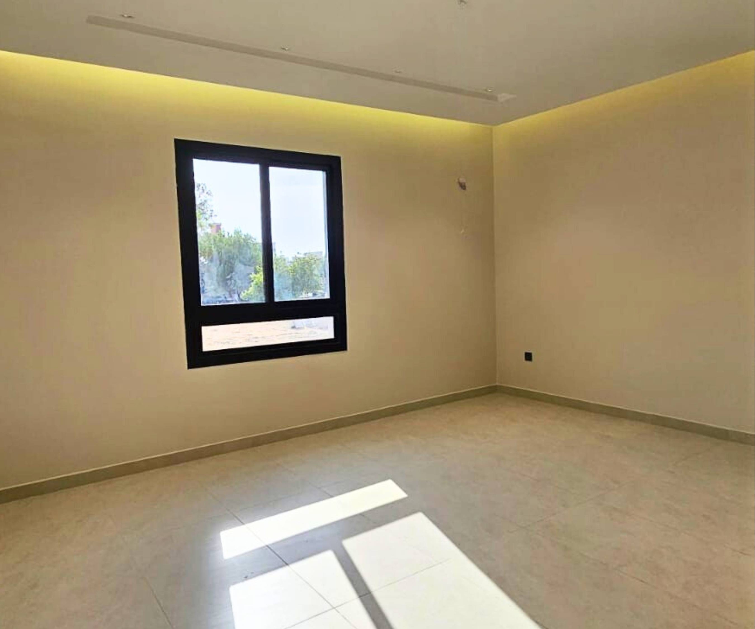 شقق و روفات فاخره للتمليك حي مشرفة